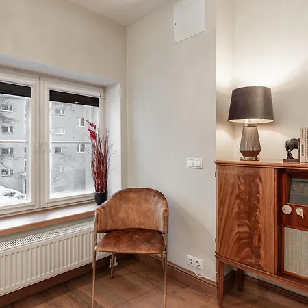 Airhome - Royal Family Tallinn