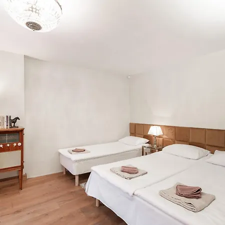 Apartman Airhome - Royal Family *