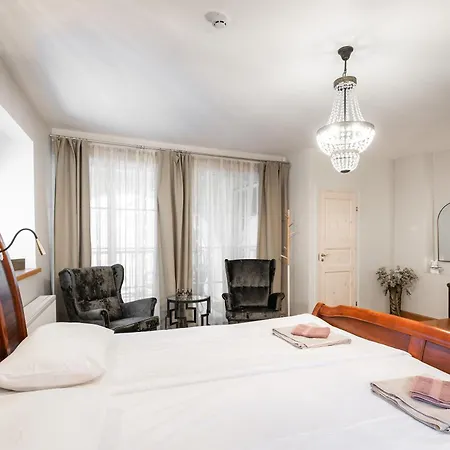 Apartman Airhome - Royal Family