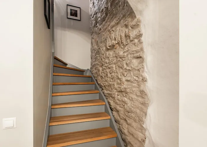 Airhome - Royal Family アパート タリン