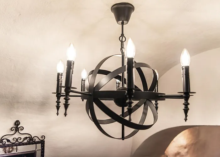 Airhome - Royal Family * 塔林