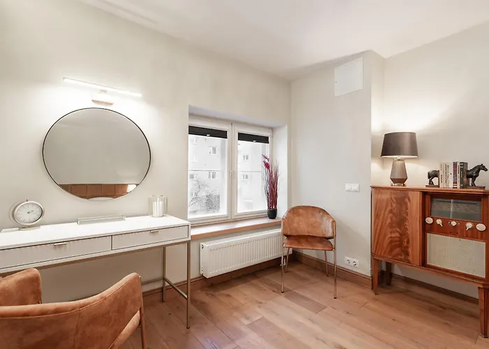 Airhome - Royal Family Апартаменты Таллин