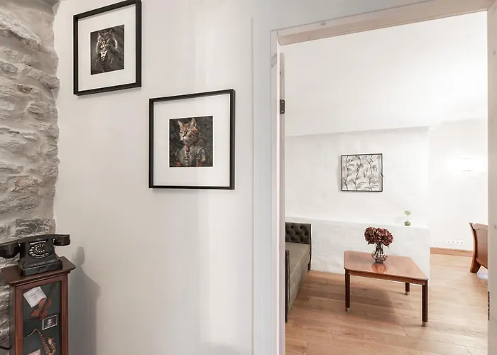 Airhome - Royal Family Таллин