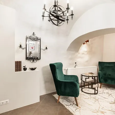 Airhome - Royal Family * 塔林